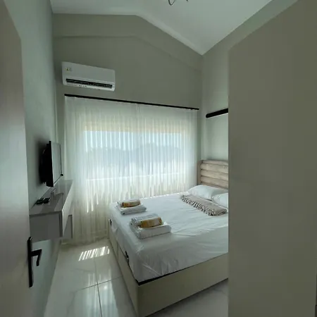 Platan Paradise Villa *