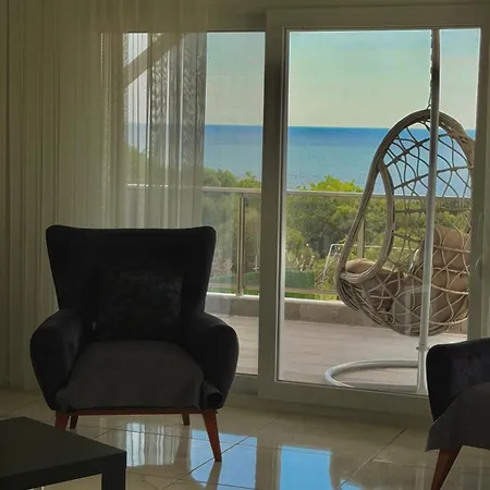 Platan Paradise Villa Marónia