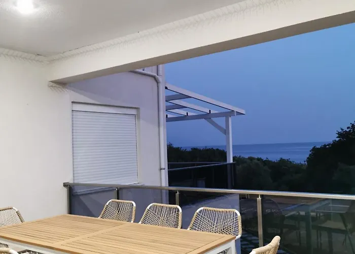 Луксозна вила Platan Paradise Марониа