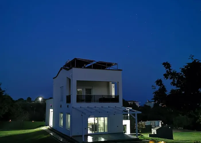 别墅 Platan Paradise *