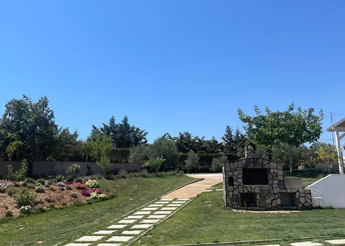 Луксозна вила Platan Paradise